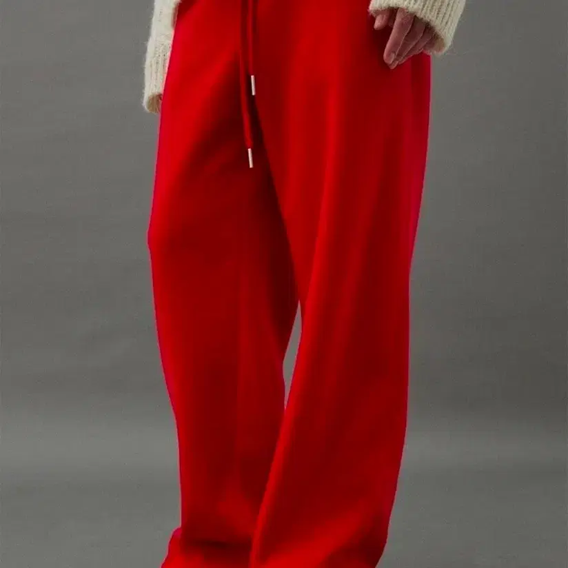 무니드 PO SWEAT PANTS 스웻 팬츠 레드 판매합니다.