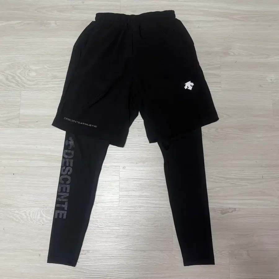 [S] 데상트 2IN1 러닝 레깅스 반바지