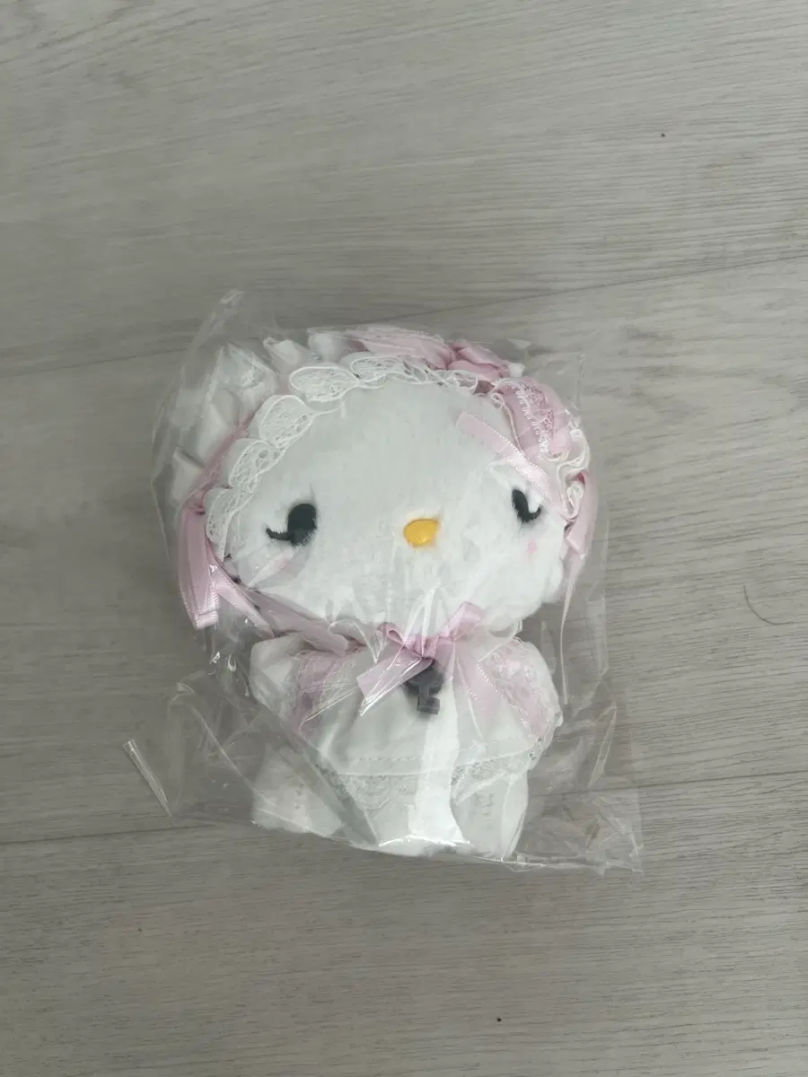산리오 챠미키티 화이트프릴 마스코트