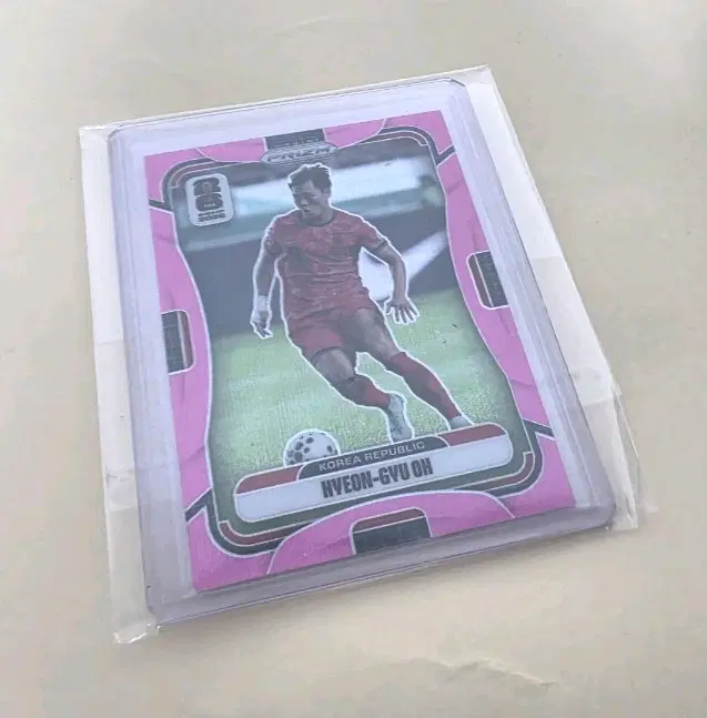 파니니 프리즘 축구 카드 오현규 핑크 45한정