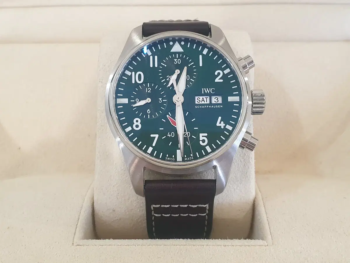 IWC 파일럿 크로노그래프 그린 IW388103