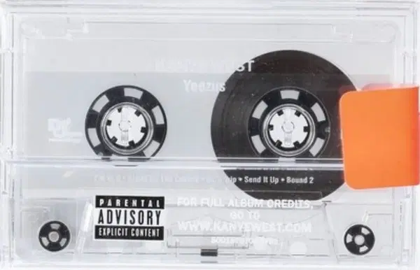 kanye west 6집 yeezus 카세트 구합니다