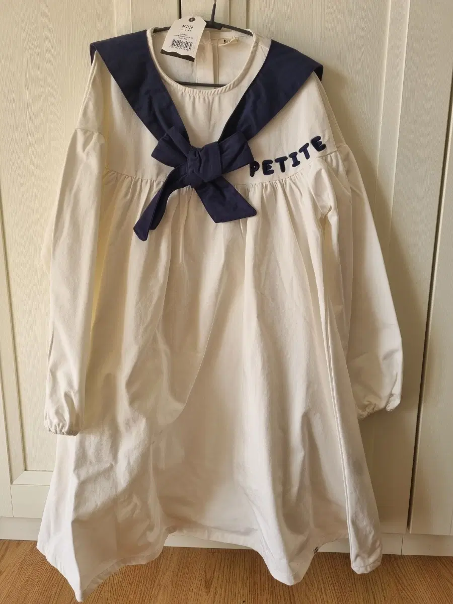 petite 마린룩 원피스 베이지 150사이즈 새상품