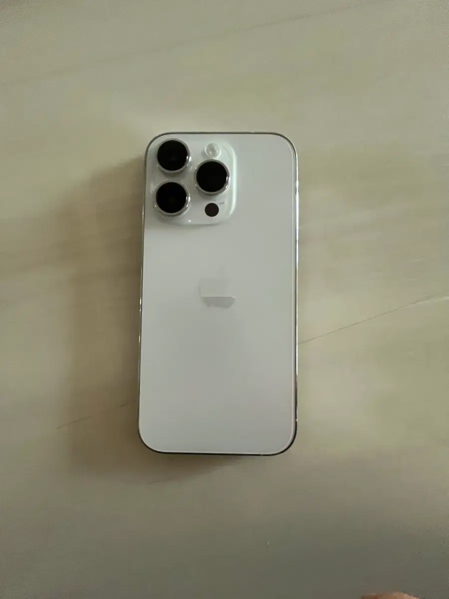 아이폰 14프로 256gb 배성 90% 외관 상태 s