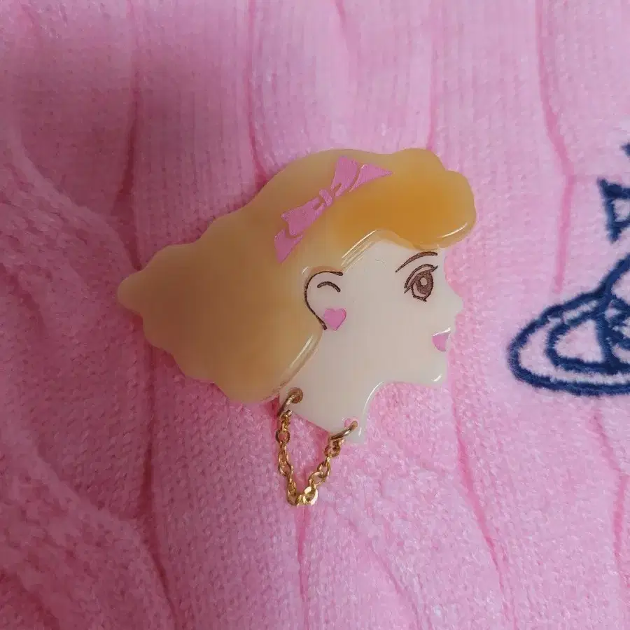 수입 소녀 한정판 브로치