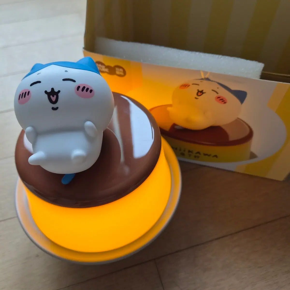 치이카와 푸딩 무드등 하치와레(가르마)
