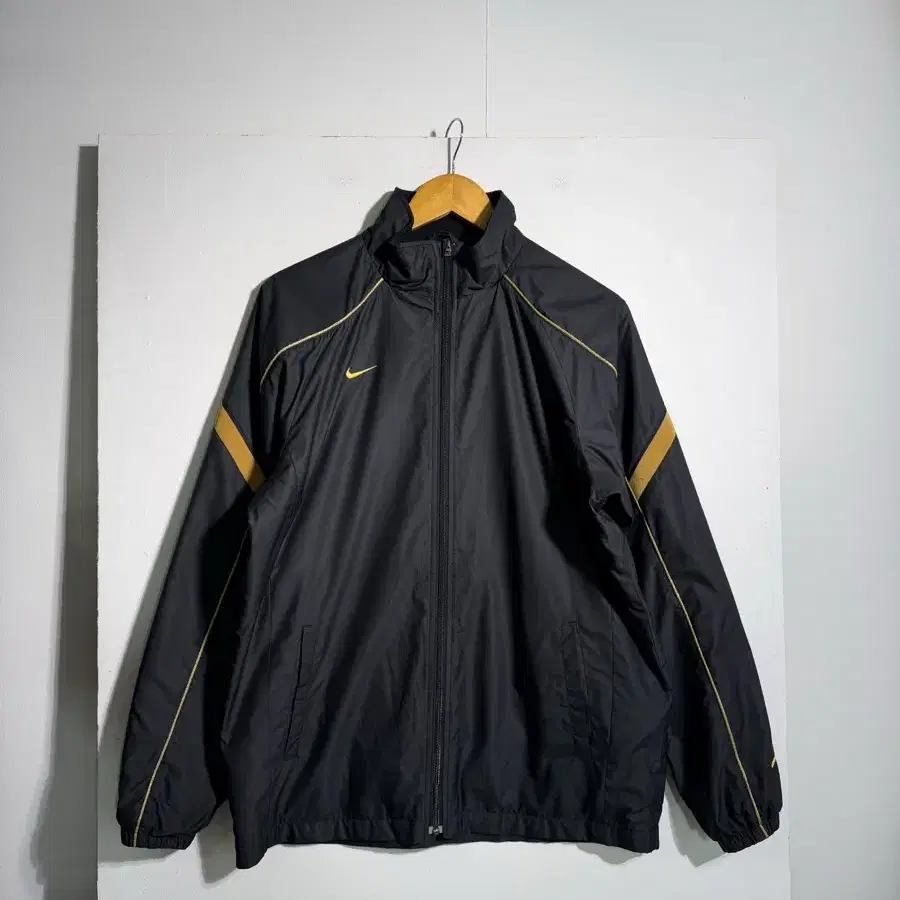 Nike 나이키 바람막이 D301
