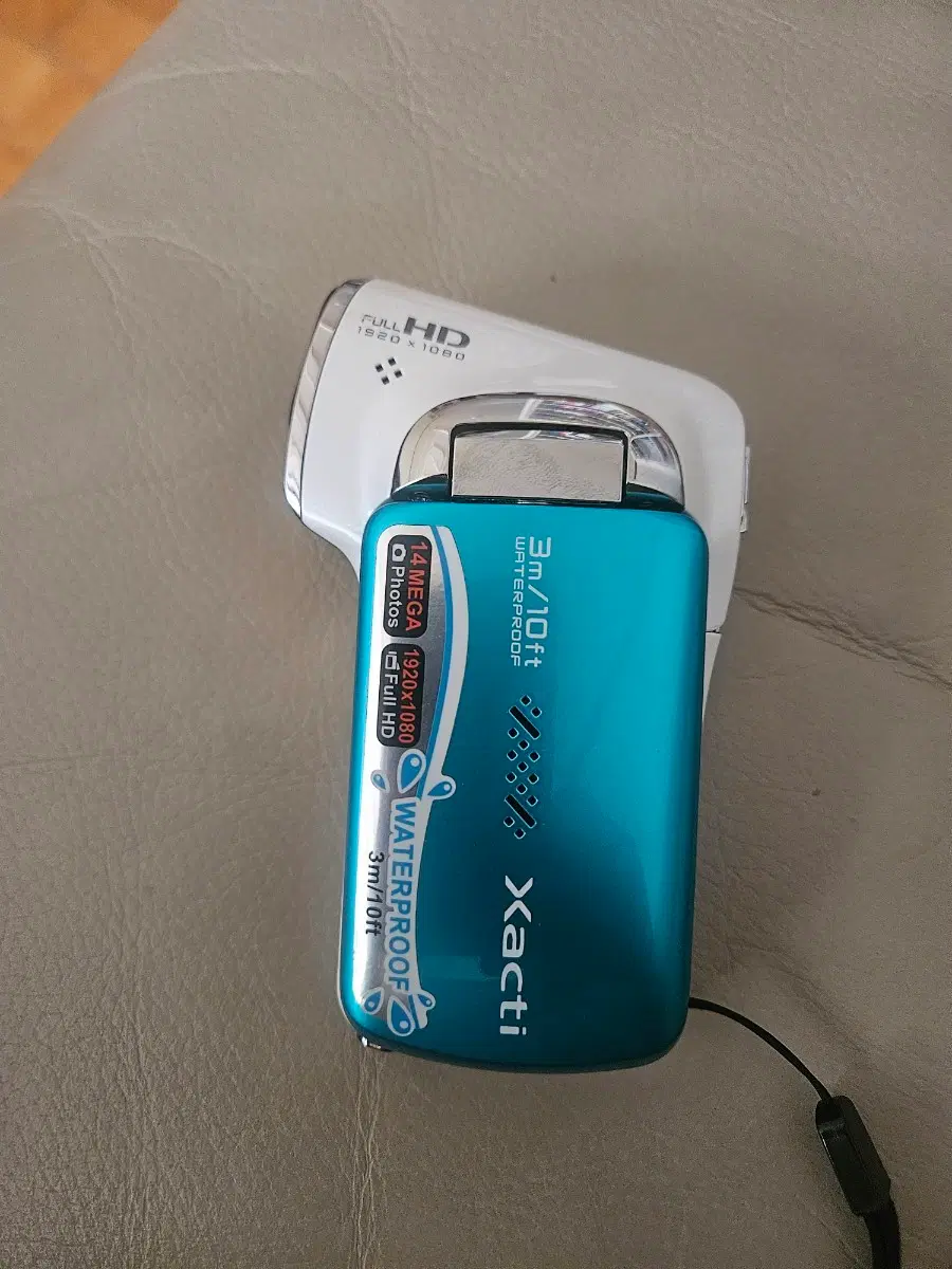 산요 Xacti 방수 캠코더 (고장)