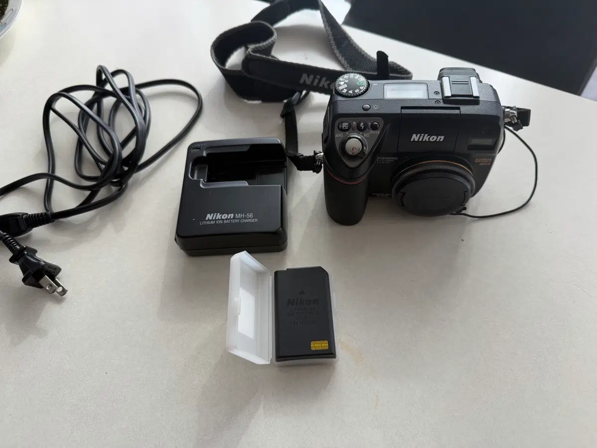 니콘 쿨픽스 8400 블랙 디지털 카메라