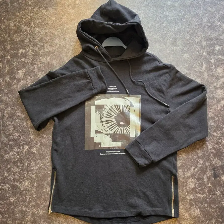 플랙] Uni Shape-eye Hoodie_BK M