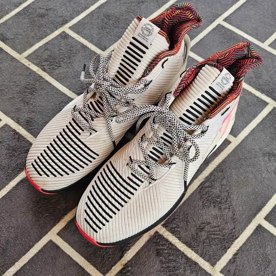 아디다스 농구화 D ROSE 9 하이탑 베이지 핑크