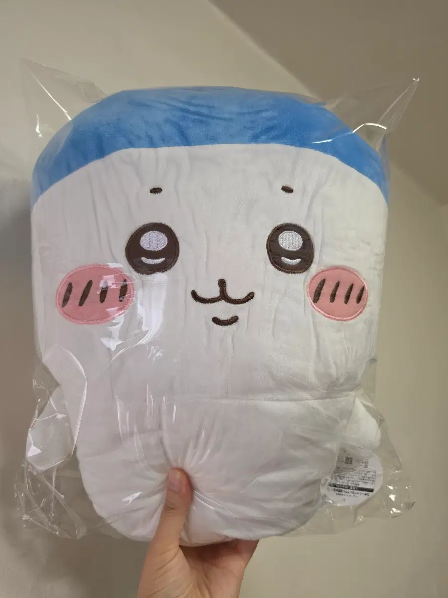 치이카와 스포츠머리 하치와레 초 Big 봉제인형 45cm 빅누이