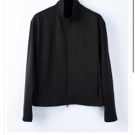 큐레이티드 퍼레이드 rest zip jacket 50사이즈