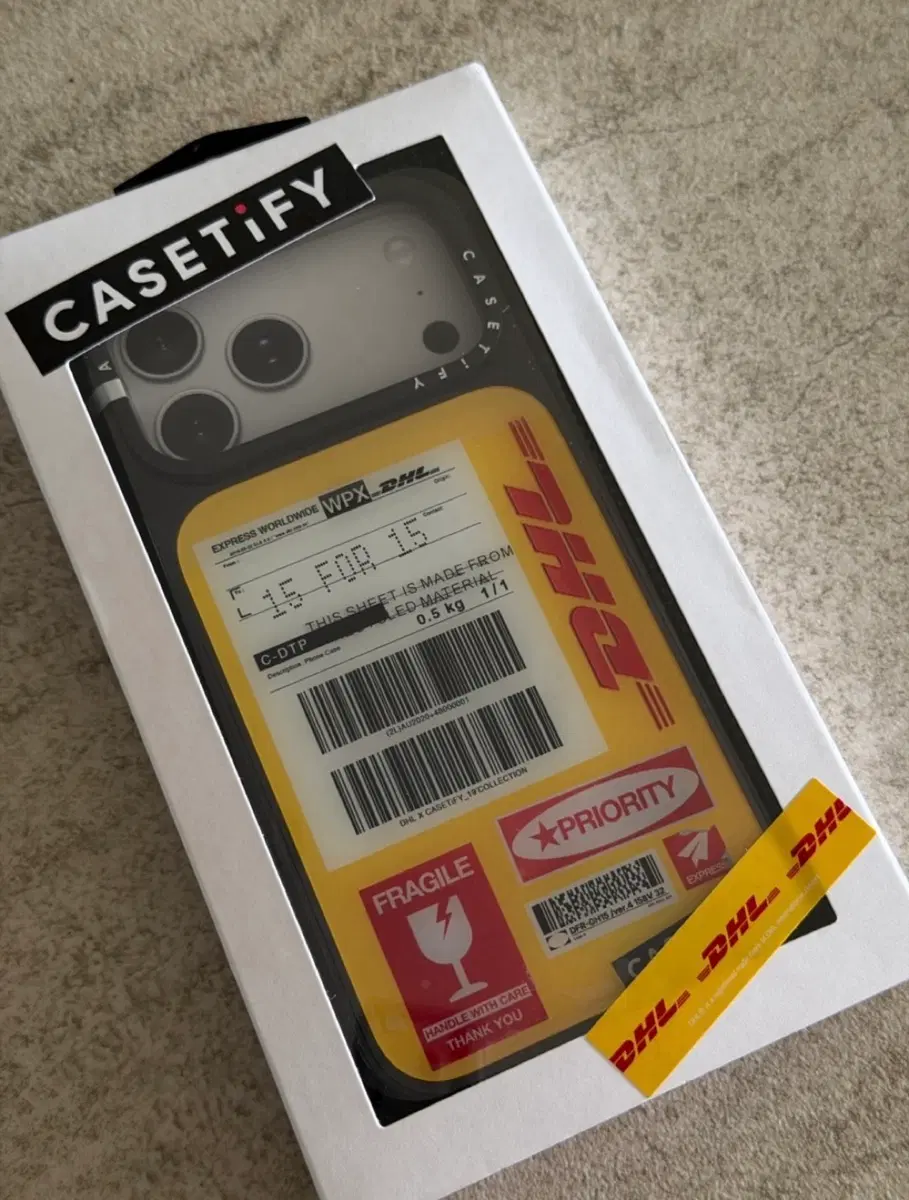 18프로맥스 케이스티파이 DHL 콜라보 아이폰 케이스
