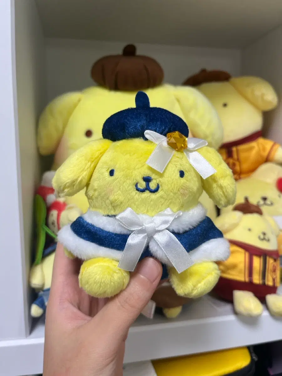 폼폼푸린 홀리데이 쿠지 마스코트 인형