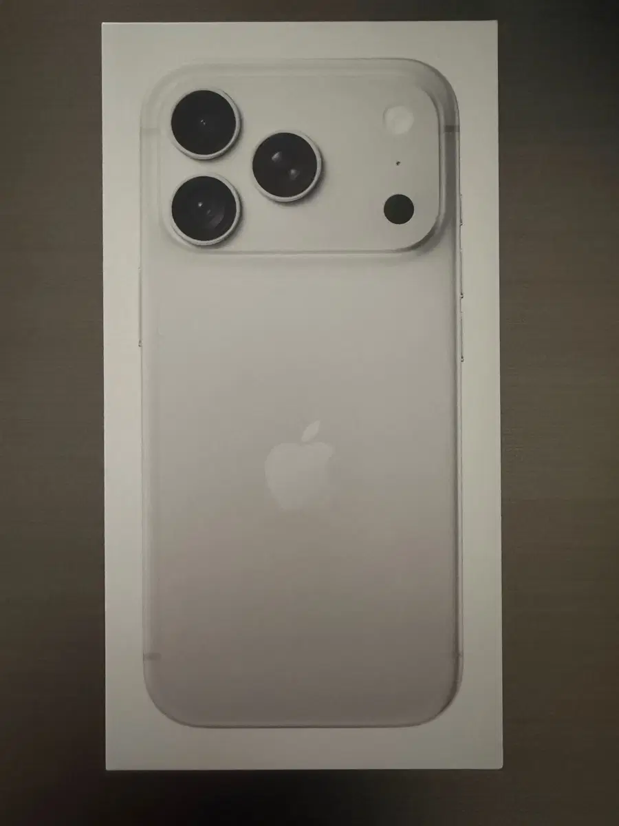 아이폰18프로 256GB 미개봉 팝니다