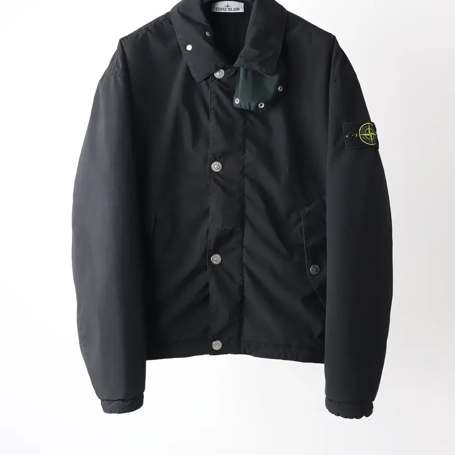 스톤아일랜드 25FW 라이트컴팩트TC 코치자켓 블랙 L팝니다.