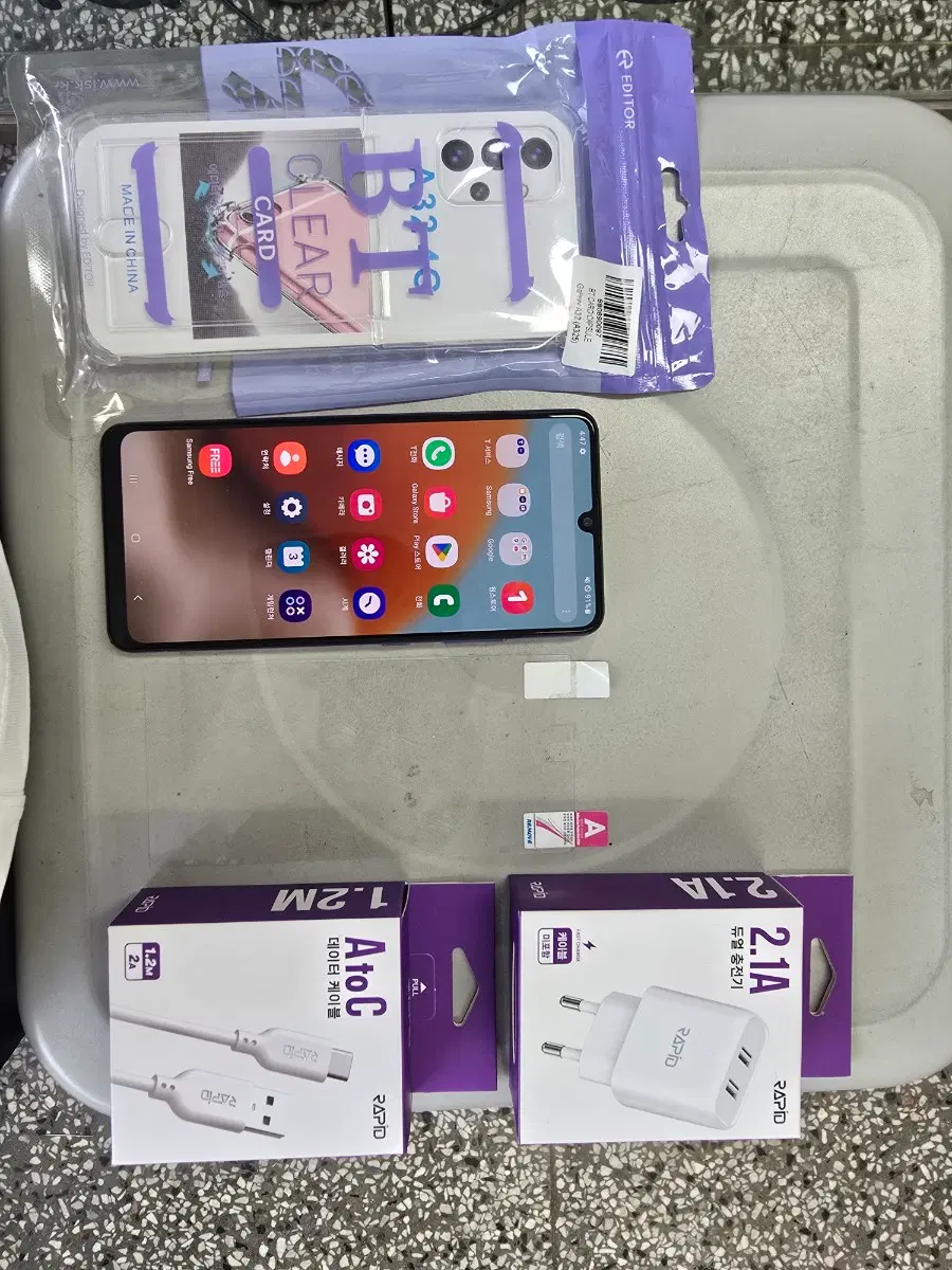 SK A32(A325) 64G 퍼플 공기계 팝니다