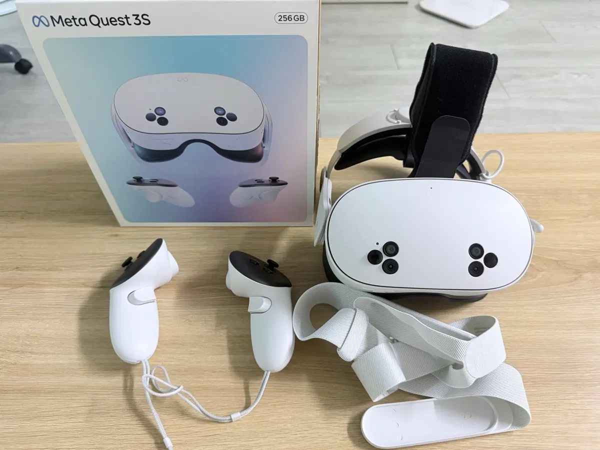 메타퀘스트 3S 256GB 중고 팝니다