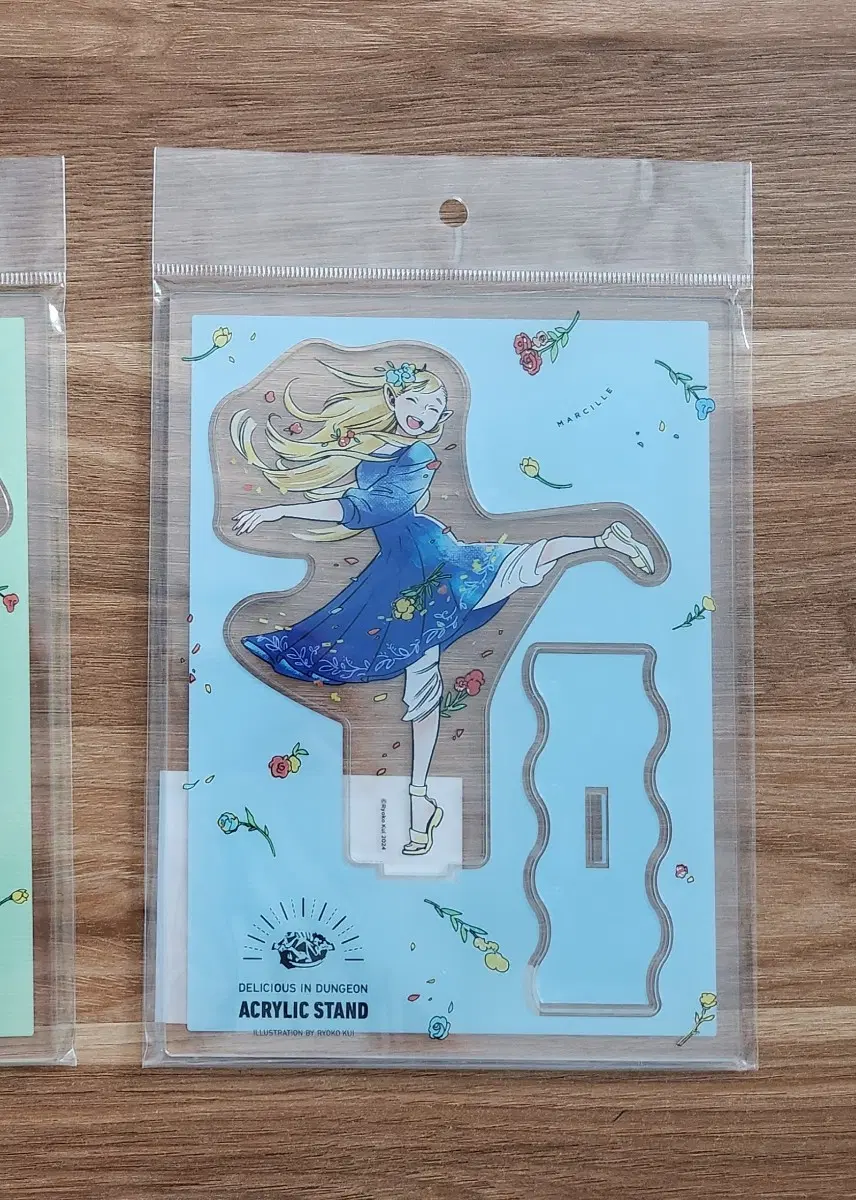 던전밥 마르실 데이드림 아워 전시회 아크릴 스탠드 판매
