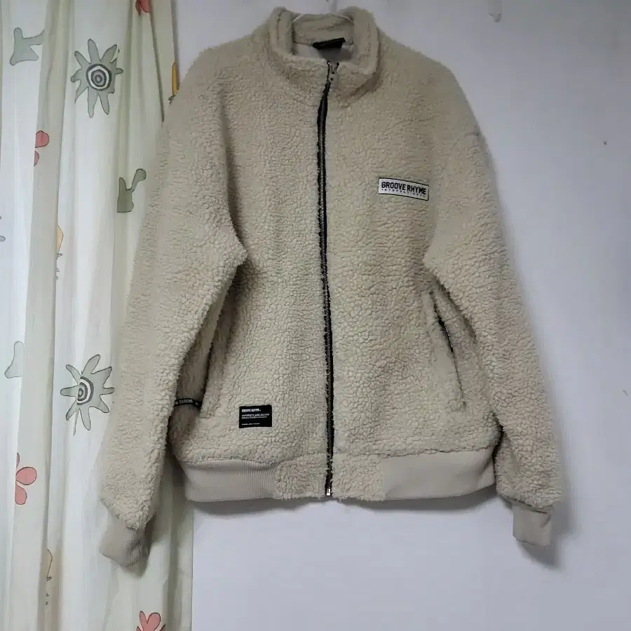 그루브라임 뽀글이 누빔 집업자켓 베이지 L