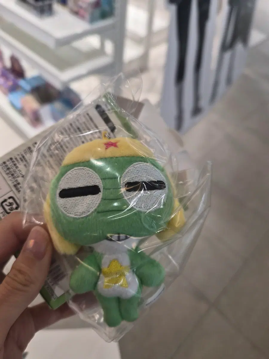 케로로 미니치비 키링 판매합니다.