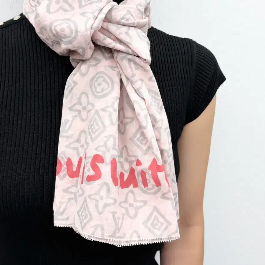 2008 LOUIS VUITTON Stephen Sprouse Monogram Graffiti Stole