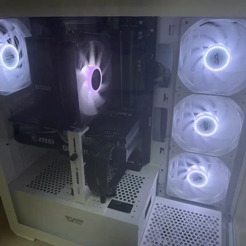 Ryzen 7 5800X3D + 삼성 DDR4 64GB + X570 AORUS PRO 판매합니다