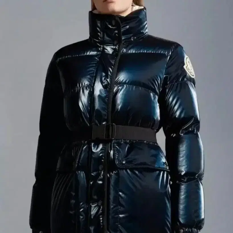 몽클레르 MONCLER 몽클레어 벨트 패딩 네이비화이트 정품.새상품.439만원 사진 2