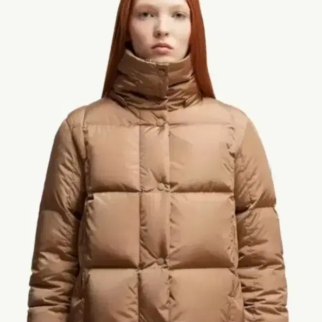 몽클레르 MONCLER 몽클레어 스퀘어 퀼팅 후드 숏다운 패딩/한정판.새상품.380만원 사진 6