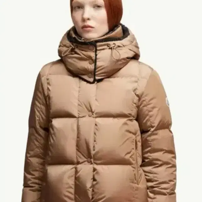 몽클레르 MONCLER 몽클레어 스퀘어 퀼팅 후드 숏다운 패딩/한정판.새상품.380만원 사진 8