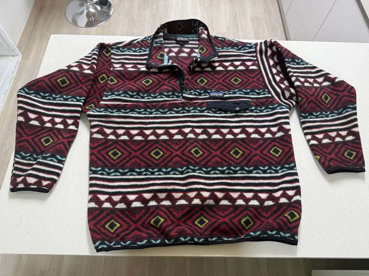 [M] 파타고니아 신칠라 Saltillo Red Aztec
