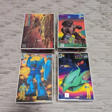 BANDAI 건담 프라모델 4점 묶음 판매