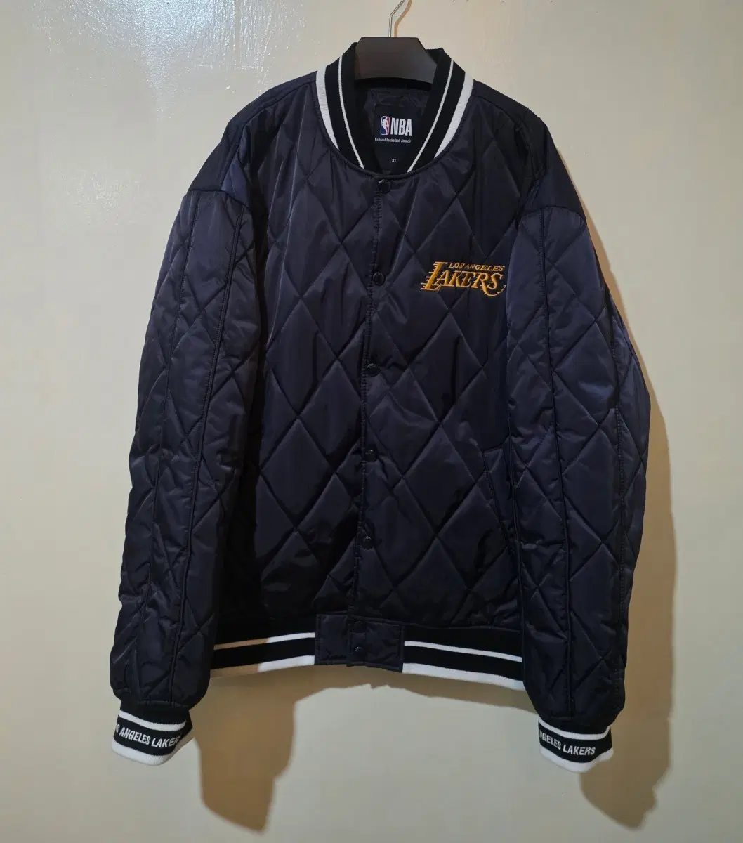 NBA 레이커스 퀼팅 자켓 XL