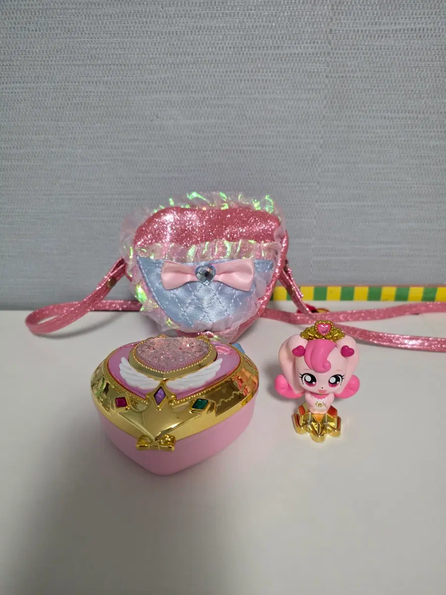 매지컬컴팩트