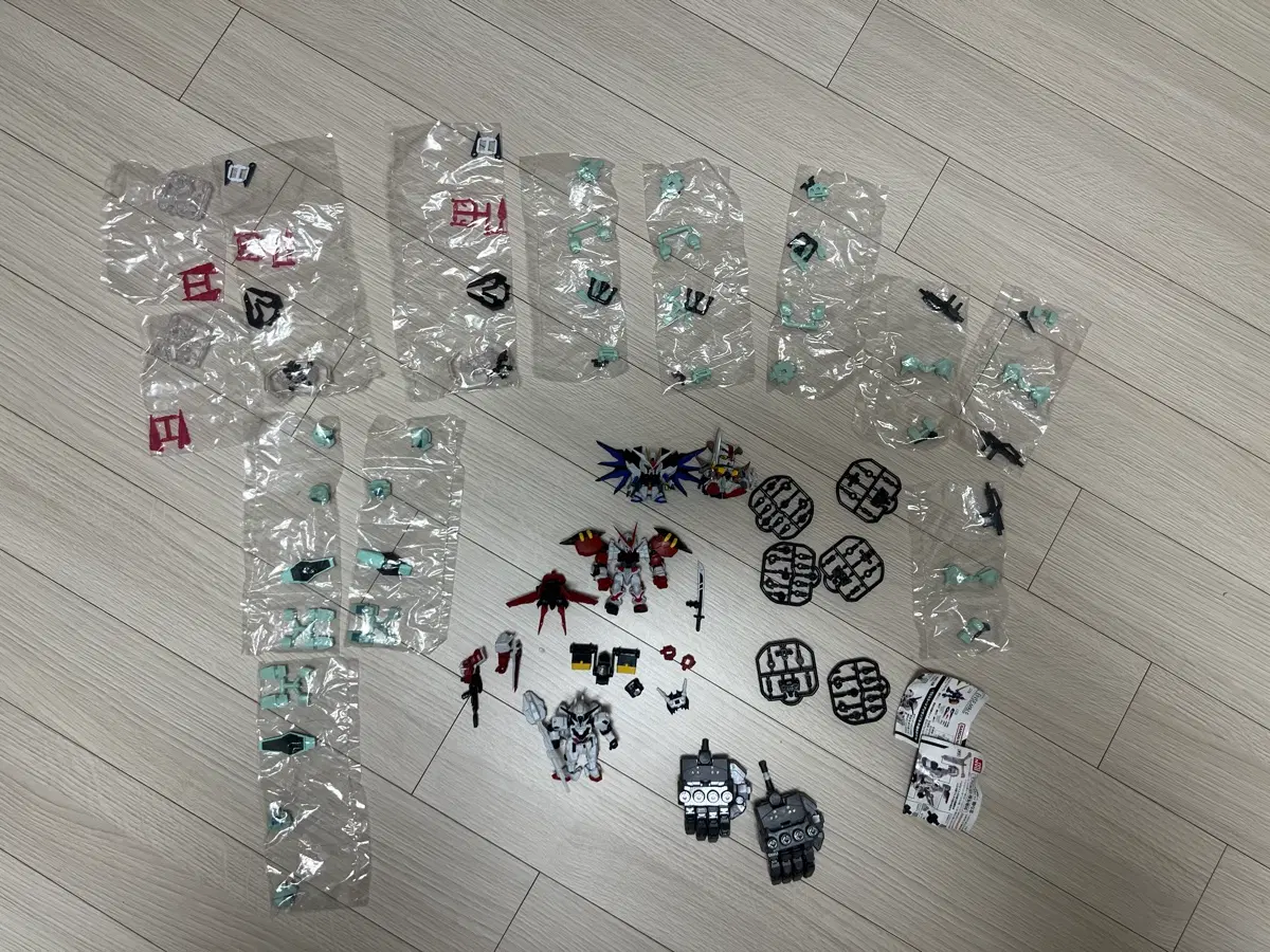 건담 앙상블 일괄 + 네오SD건담 시리즈 일괄 판매합니다