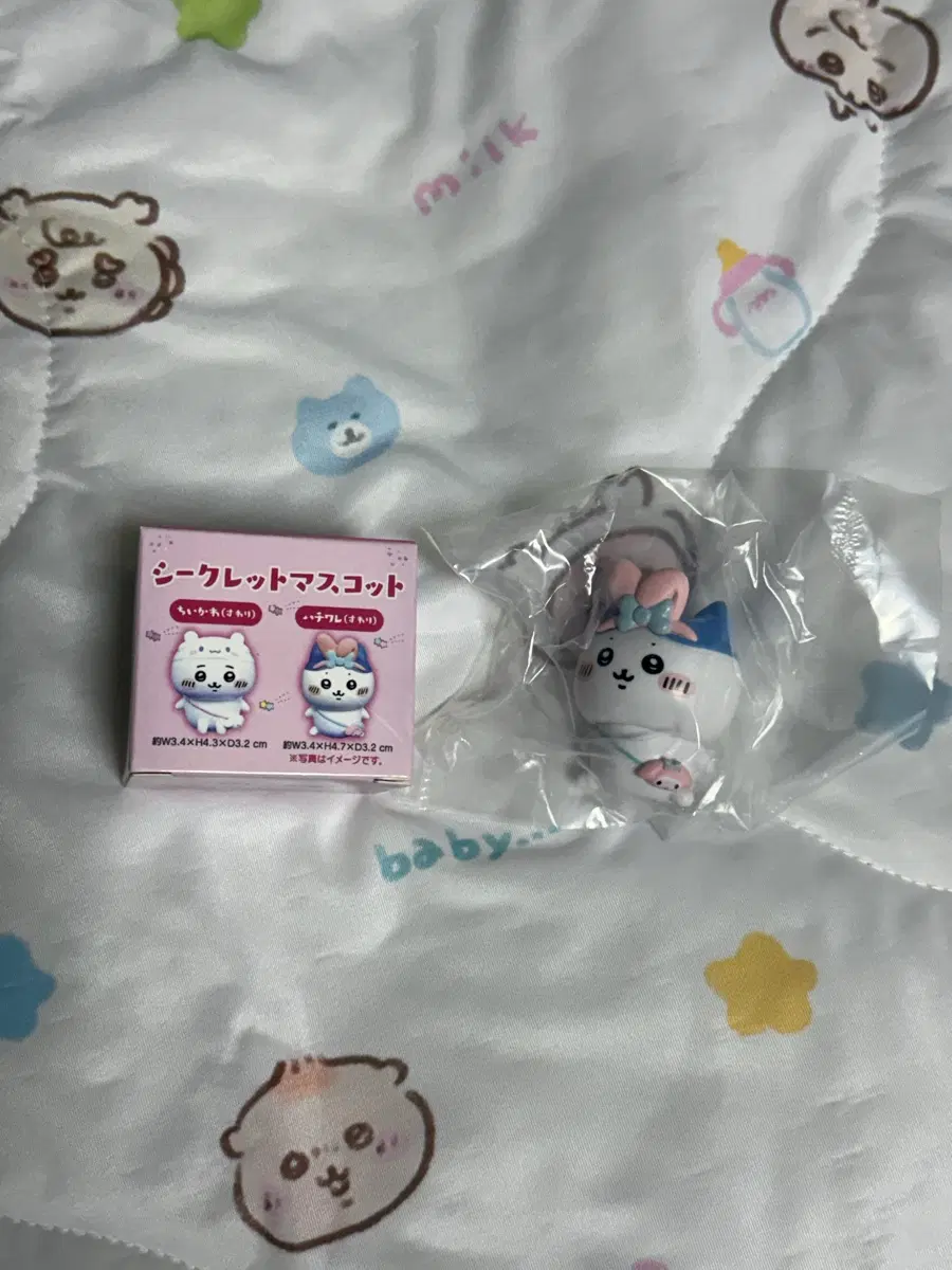 치이카와 먼작귀 산리오 콜라보 하치와레 피규어