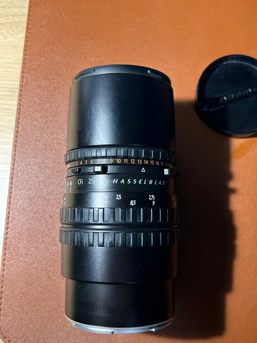 핫셀블라드 CFi 250mm f5.6 렌즈