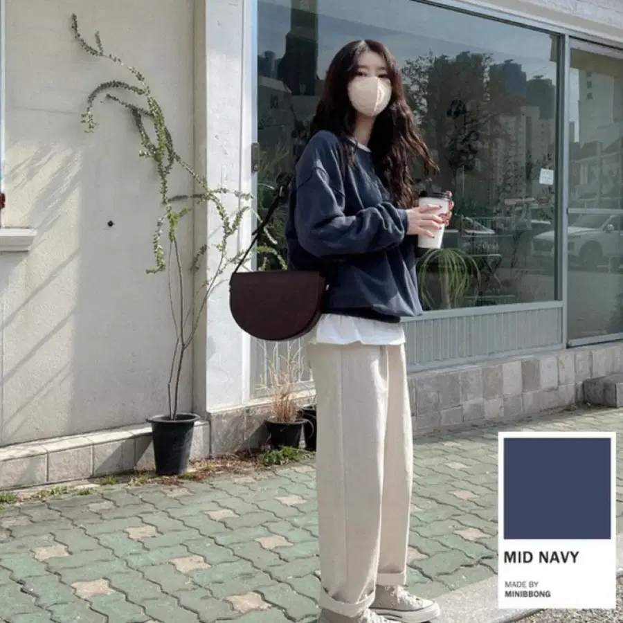 [미개봉 새상품]미니뽕 디어먼트 맨투맨 미드네이비