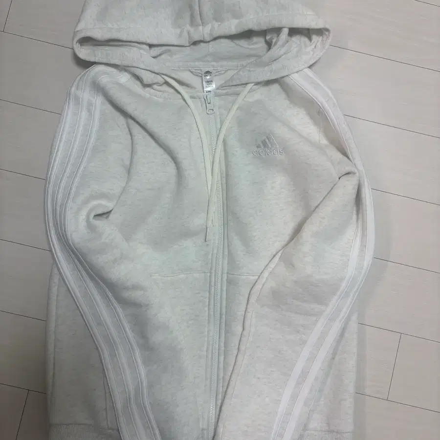 빈티지아디다스후드집업팝니다