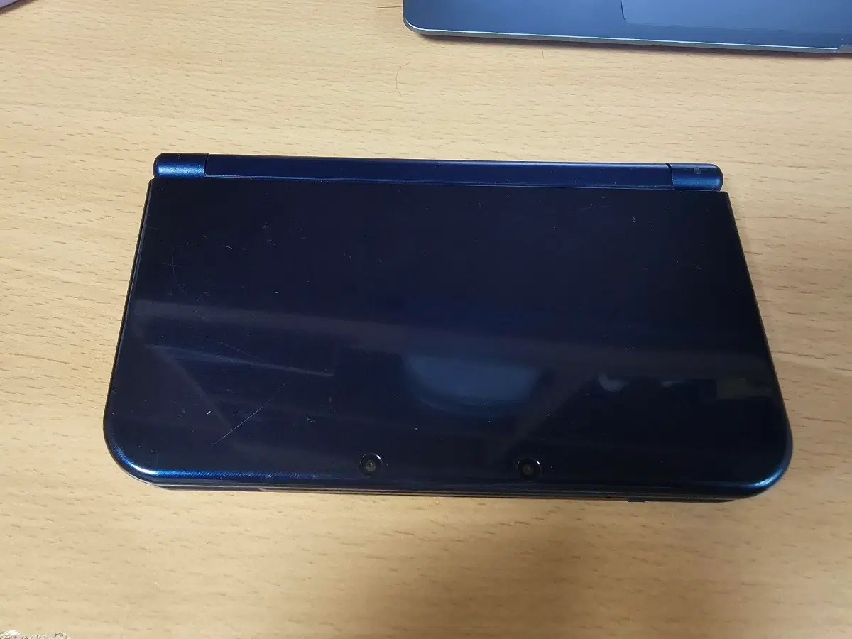 닌텐도 NEW 3DS XL 판매합니다.