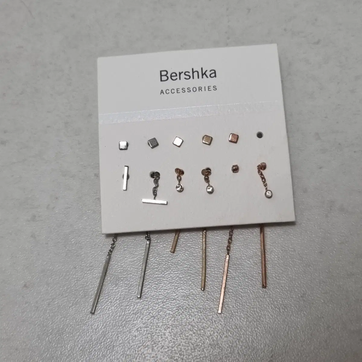 Bershka 귀걸이 세트 버쉬카 패션 액세서리 (실버 골드 코퍼 큐빅