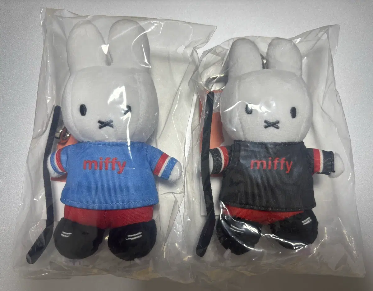 동계올림픽 미피 하키 인형 키링 블루 블랙 세트