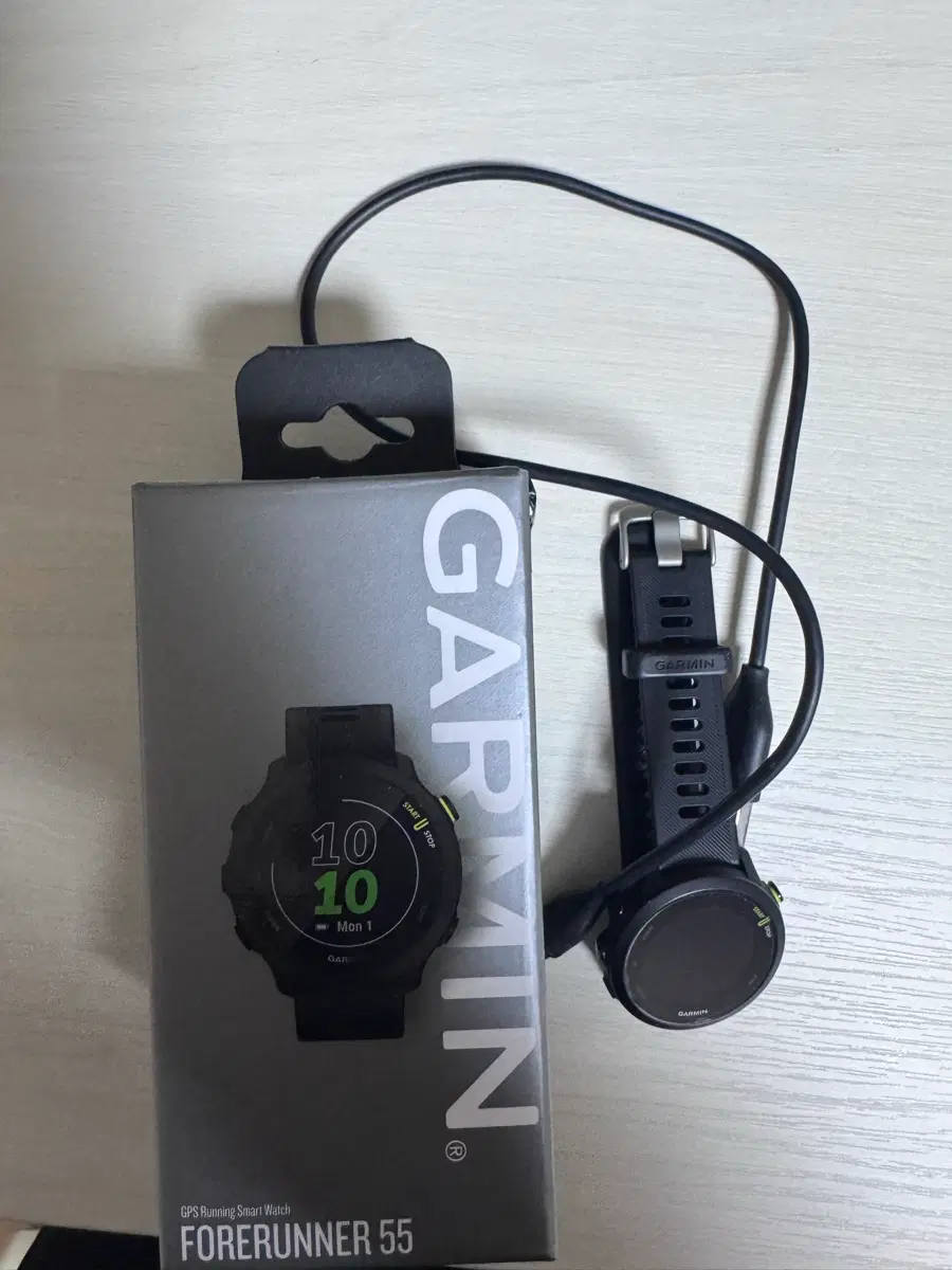 가민 포러너 55 GPS 러닝 스마트 워치