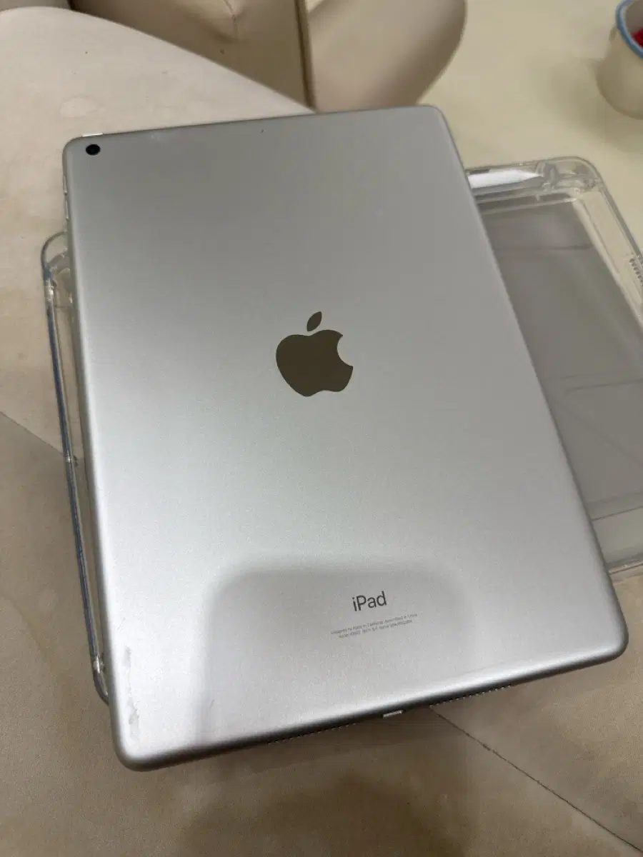 아이패드 9세대 wi-fi 64GB (상태 S)