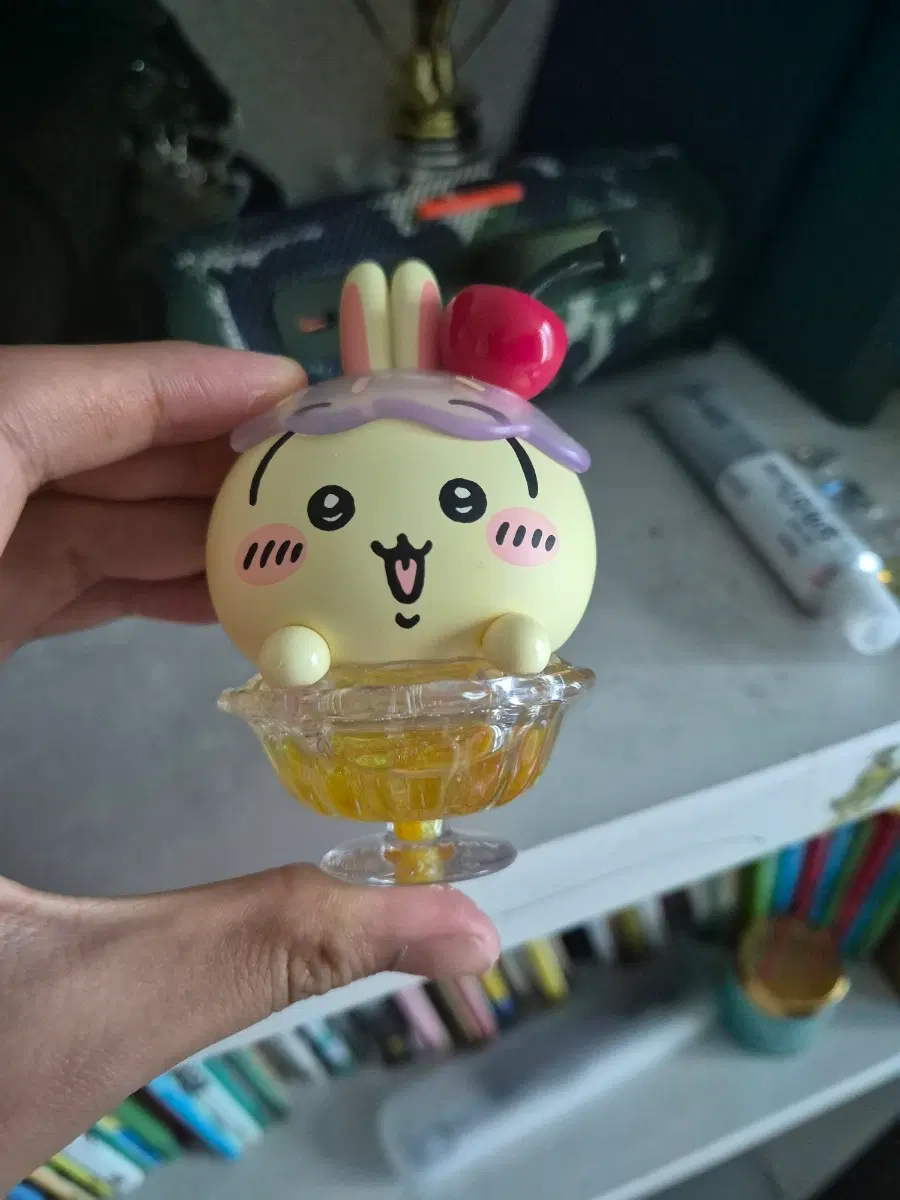 접시위우사기