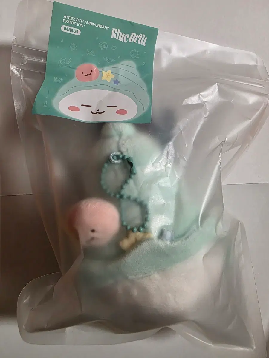 미개봉)에이티즈 민기 8주년 전시회 BLUE DRIFT PLUSH SEA COLLECTION 플러시 키링