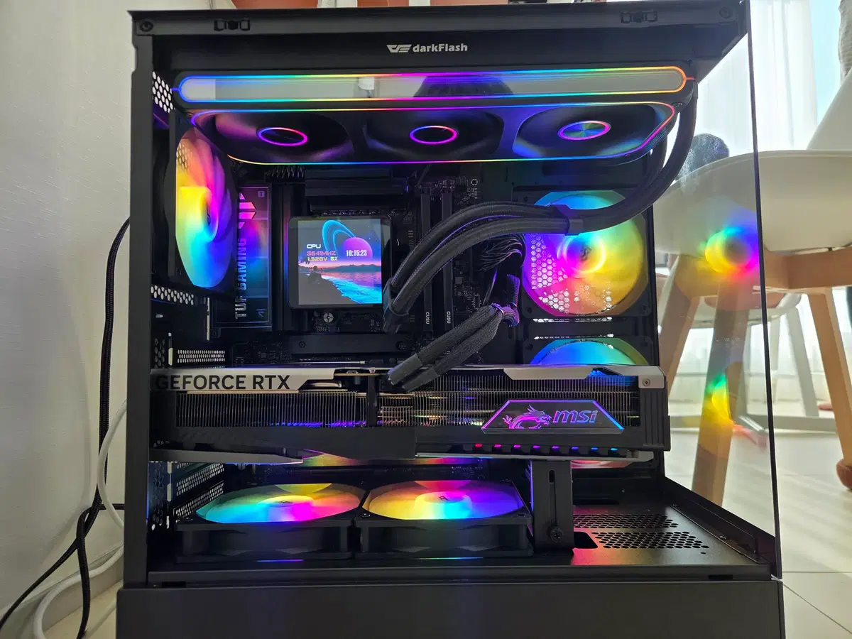 9950x3d, x870e, 64gb, 2tb, 5080 본체 _ 5090