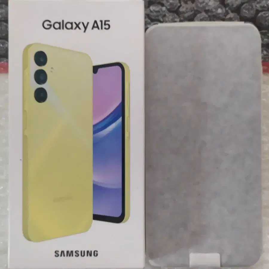 SKT 삼성 A15 128GB LTE 스마트폰 옐로우색상 미사용 새제품 1대