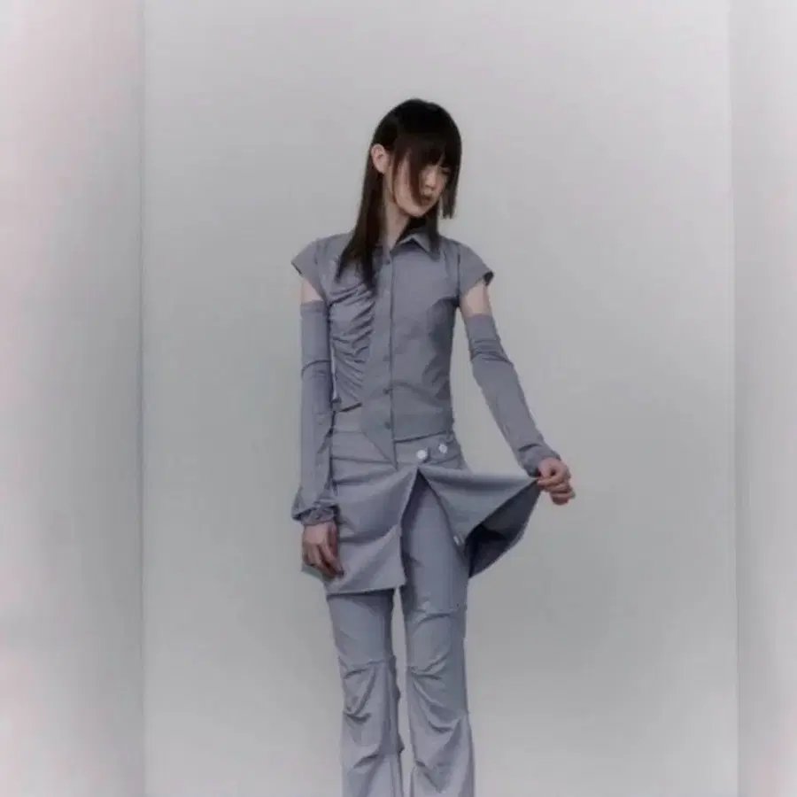 오호스 Ojos Wrap Over Tuck Pants 블랙,그레이